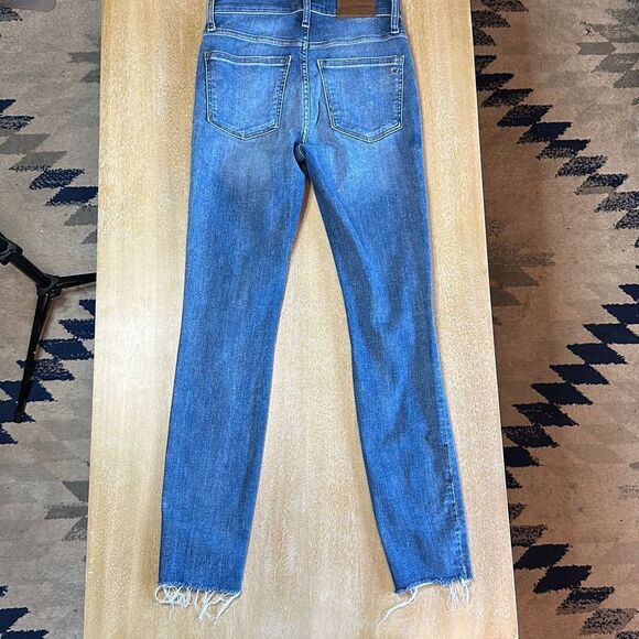 Madewell 9" Mid-Rise Skinny Jeans in Pendale Wash - Picture 6 of 10